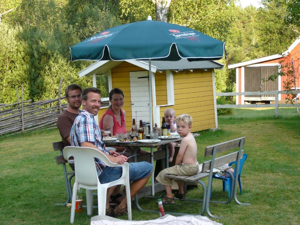 Lonneberga Vandrarhem & Hostel Exterior photo